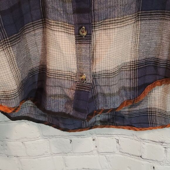 BDG blue plaid cropped flannel shirt - Picture 4 of 6